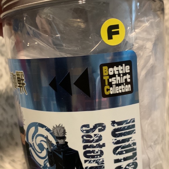 New From Japan Satoru Gojo Jujutsu Kaisen Anime/Manga TShirt Bottle T-Shirt - Picture 5 of 7